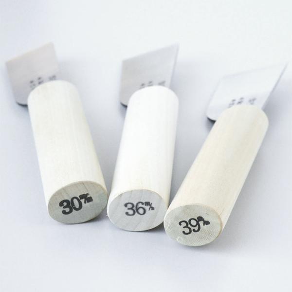 JAPANESE SKIVING KNIFE 30 mm (HIDETSUGU)